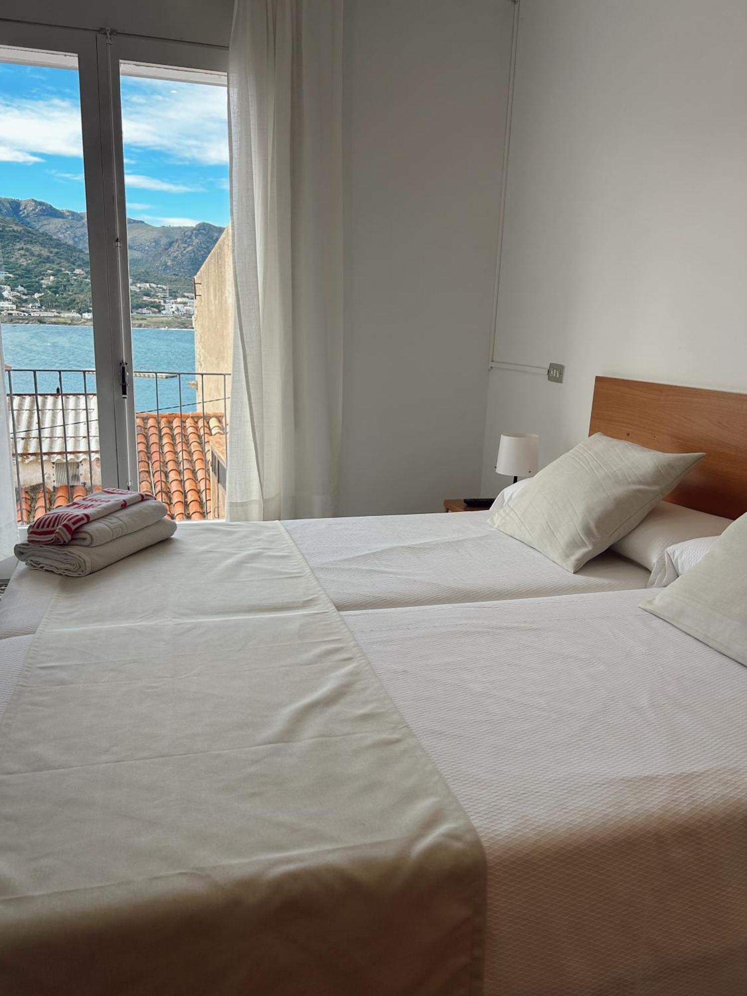 Hostal La Tina El Port De La Selva المظهر الخارجي الصورة